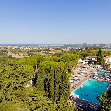 Camping Village Mar Y Sierra San Costanzo Екстер'єр фото