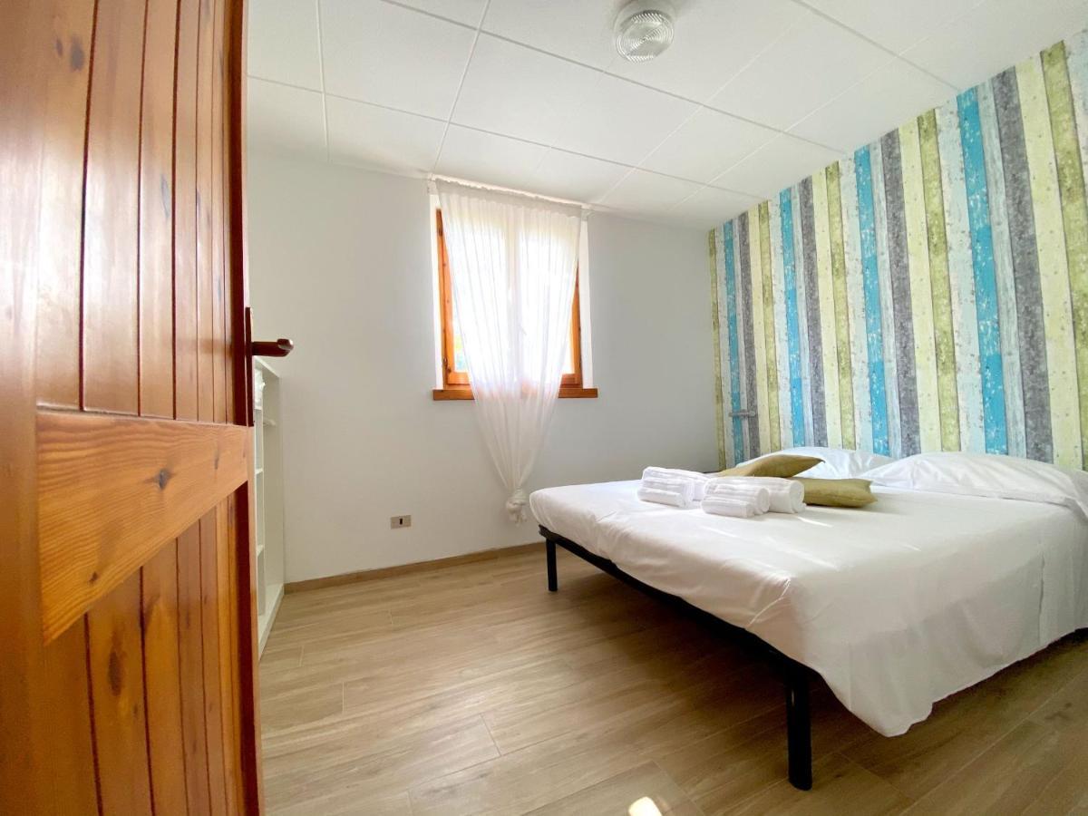 Camping Village Mar Y Sierra San Costanzo Екстер'єр фото