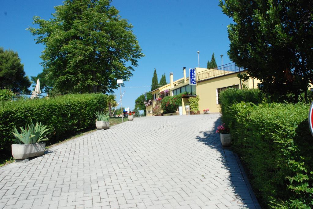 Camping Village Mar Y Sierra San Costanzo Екстер'єр фото