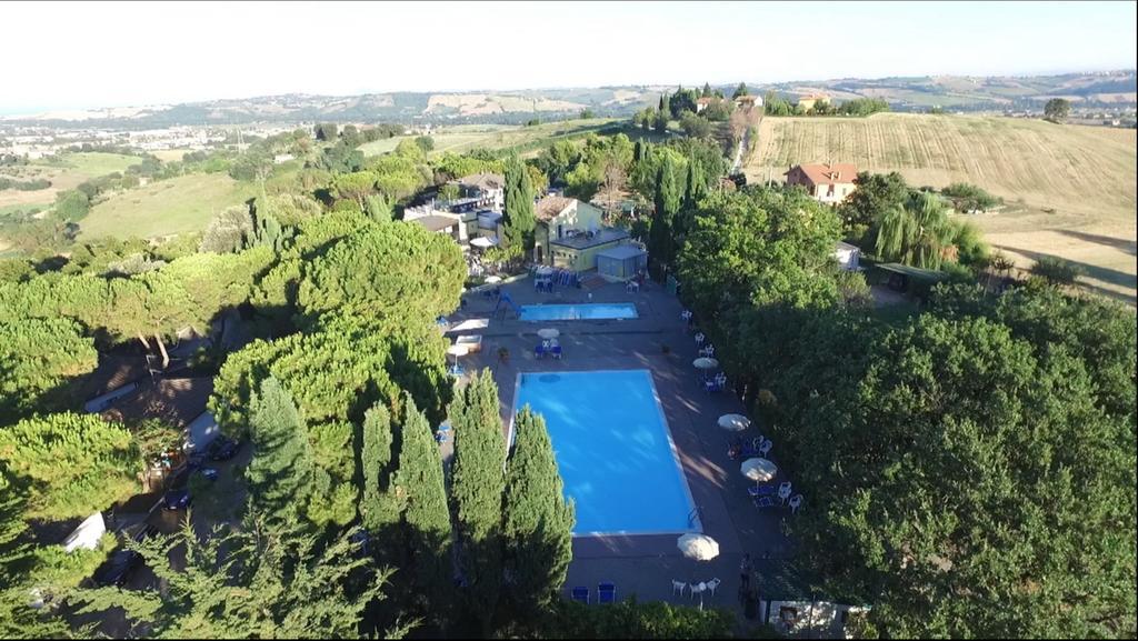 Camping Village Mar Y Sierra San Costanzo Екстер'єр фото