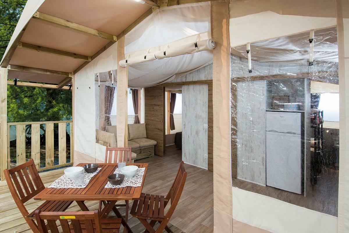 Camping Village Mar Y Sierra San Costanzo Екстер'єр фото