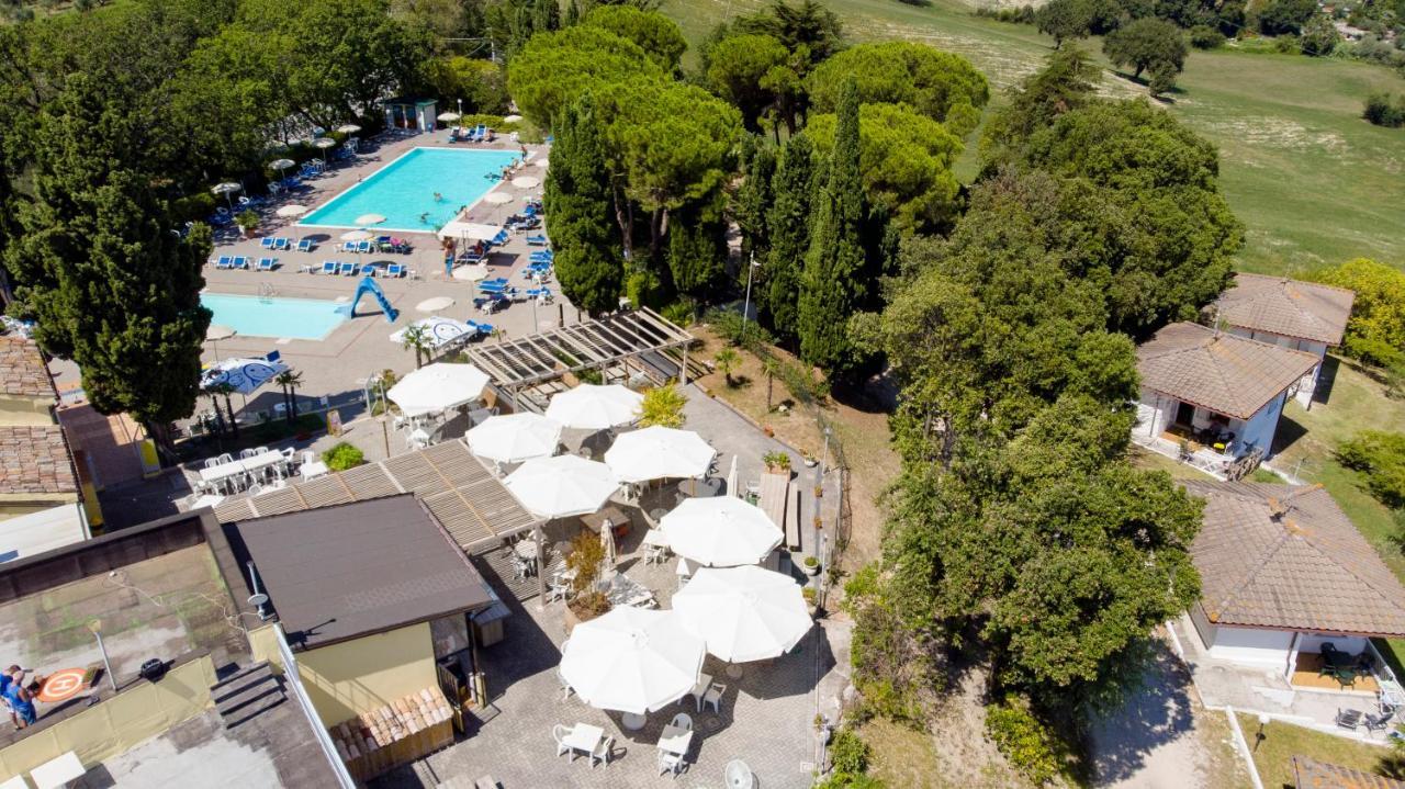 Camping Village Mar Y Sierra San Costanzo Екстер'єр фото